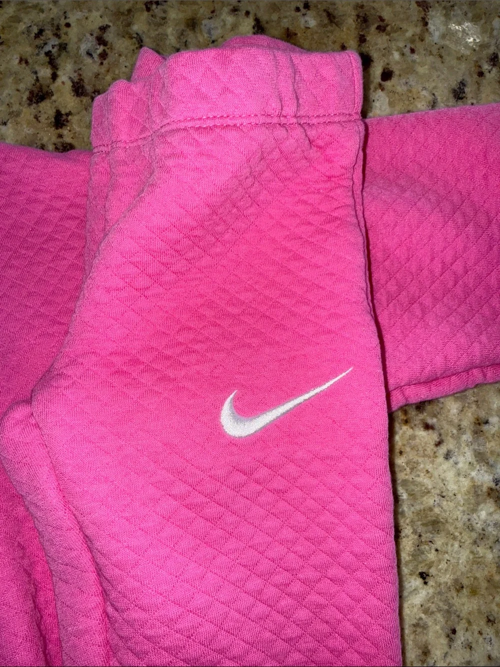 Nike Hot Pink Quilted Sweatshirt and Joggers Set - Picture 4 of 8